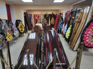 Венки и гробы по низкой цене в Одессе